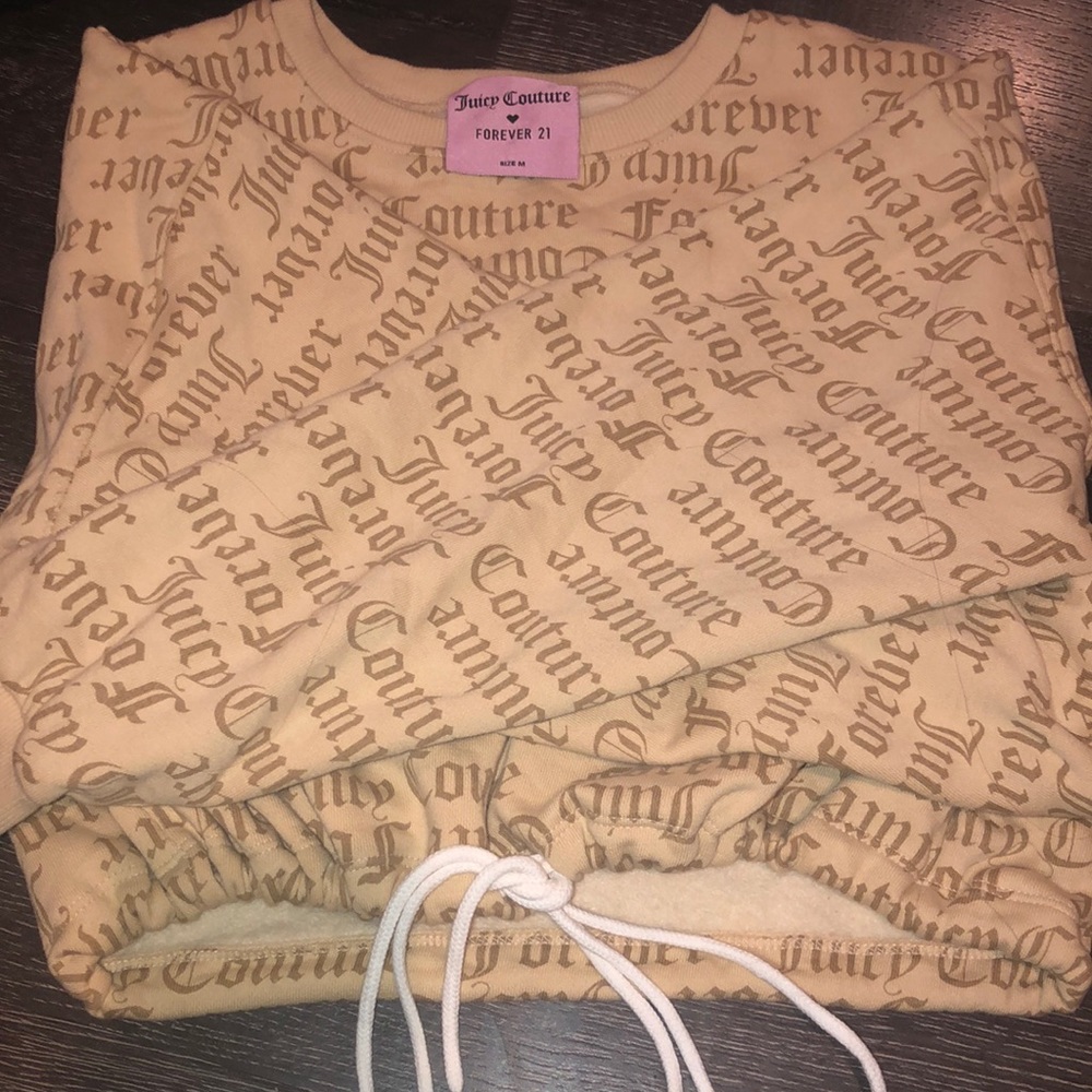 Juicy Couture Crop top Crewneck